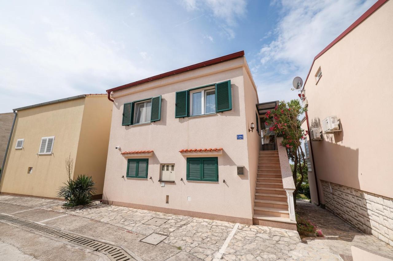 Rooms Malic Petrcane Bagian luar foto