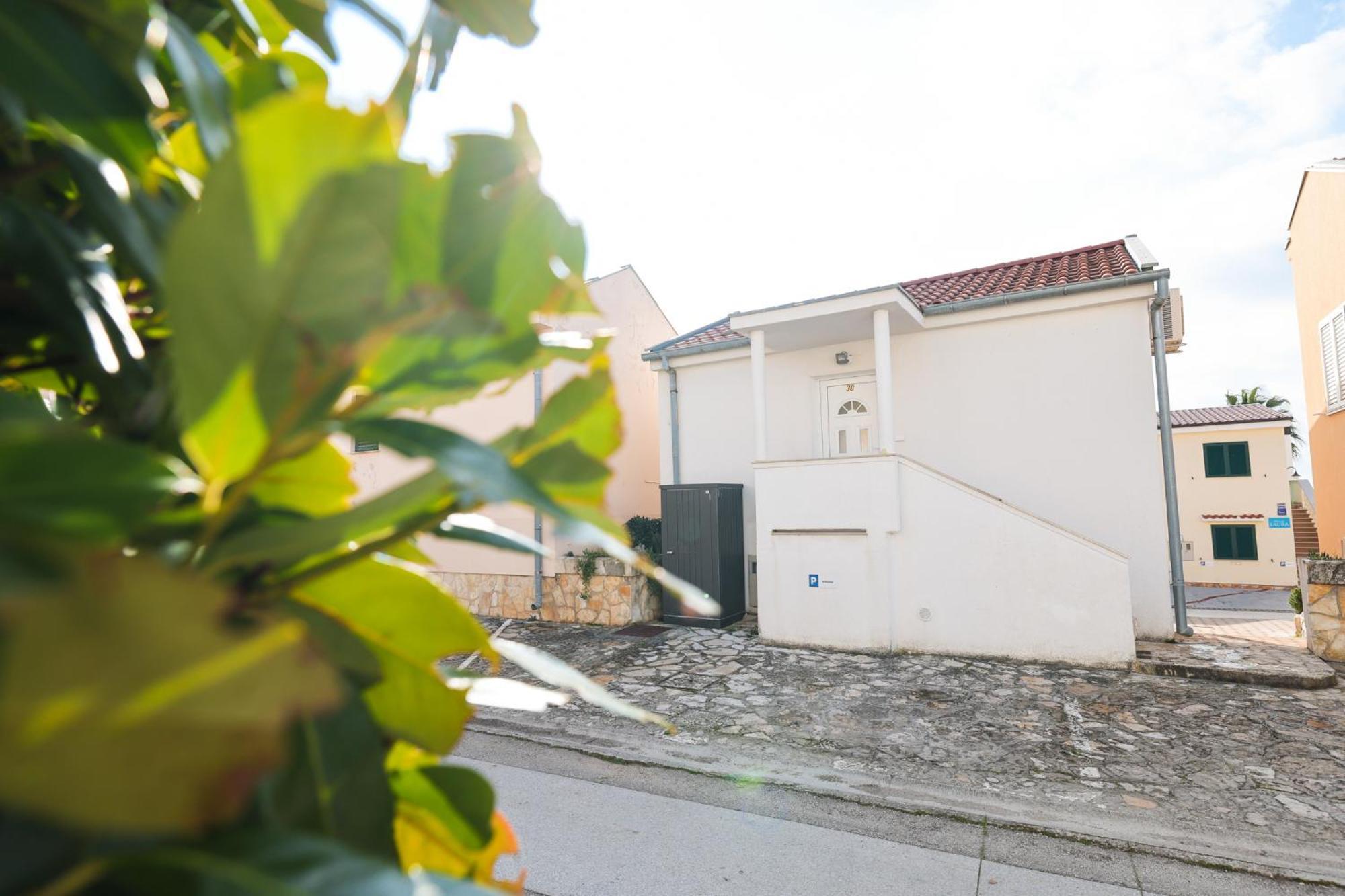 Rooms Malic Petrcane Bagian luar foto